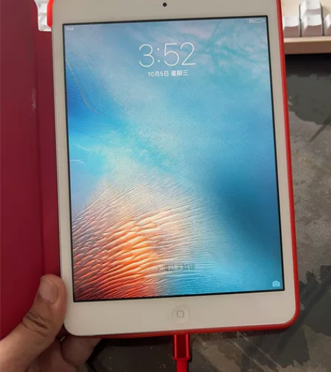ipad mini1 16g 国航，女生自...