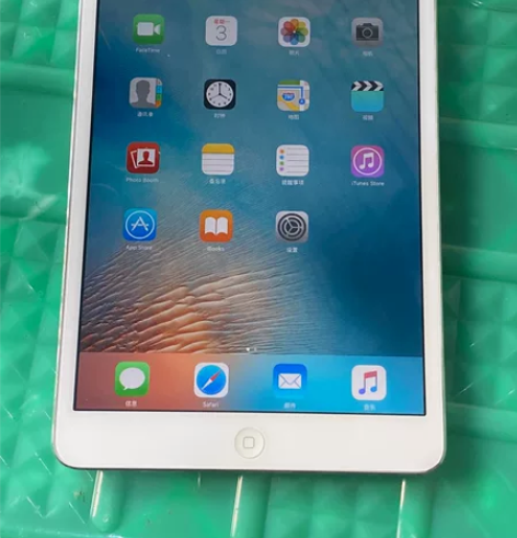 iPad mini 可上网，可登录网页版爱...