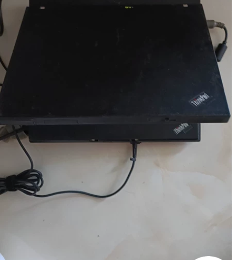 IBM笔记本个人电脑，质量可以，按键被娃娃...