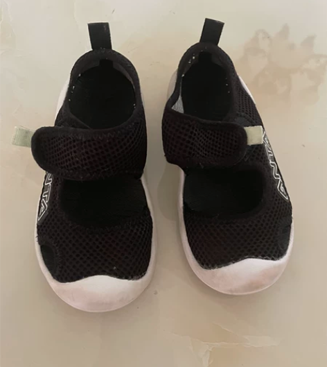 安踏童鞋超舒服,每年都买这款 感兴趣的话点...