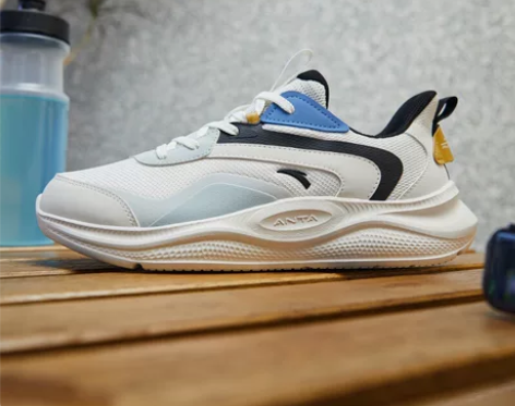 安踏凌云3.0缓震软底保证正品 感兴趣的话...