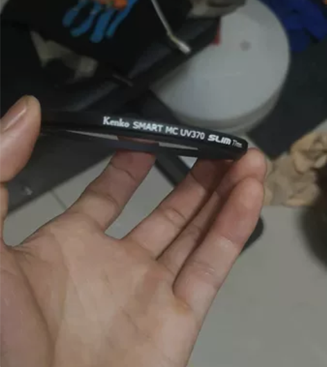 肯高UV镜77mm滤镜，成色如图很新，镜片...