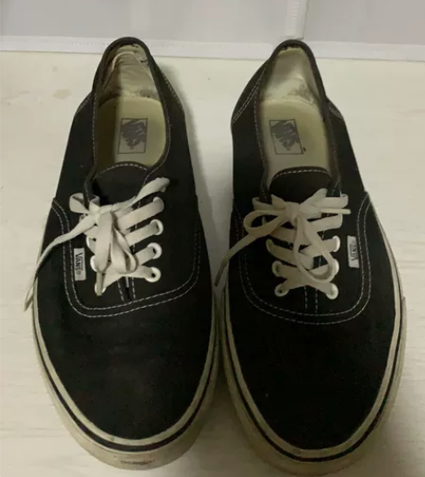 vans低帮 板鞋 47码 有点大 穿着不多