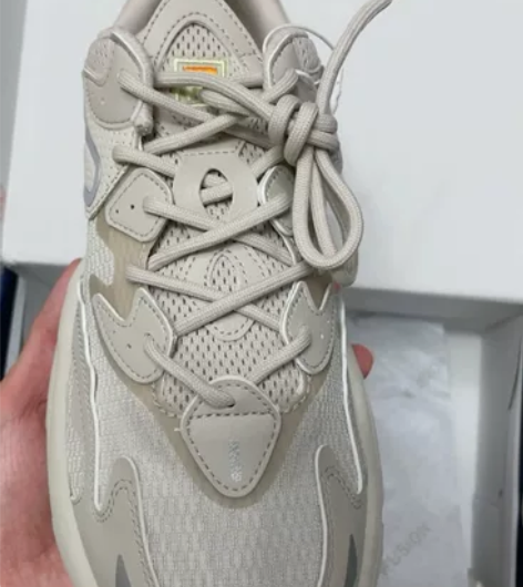 便宜出全新斐乐同款老爹鞋火星鞋新款 处理全...