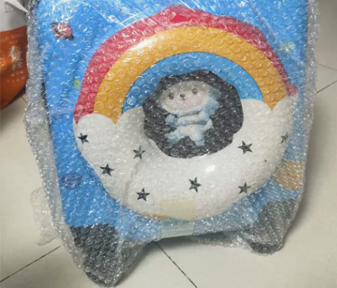 全新儿童彩虹卡通拉杆箱35包邮 感兴趣的话...