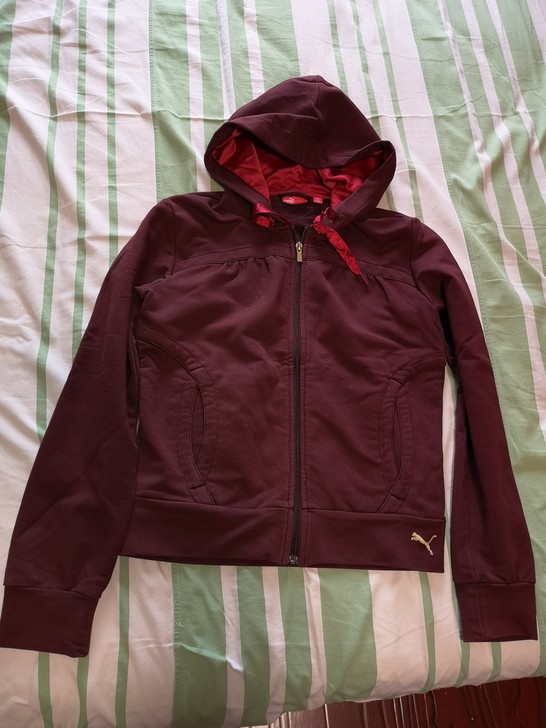 彪马puma连帽纯棉外套，枣红色。