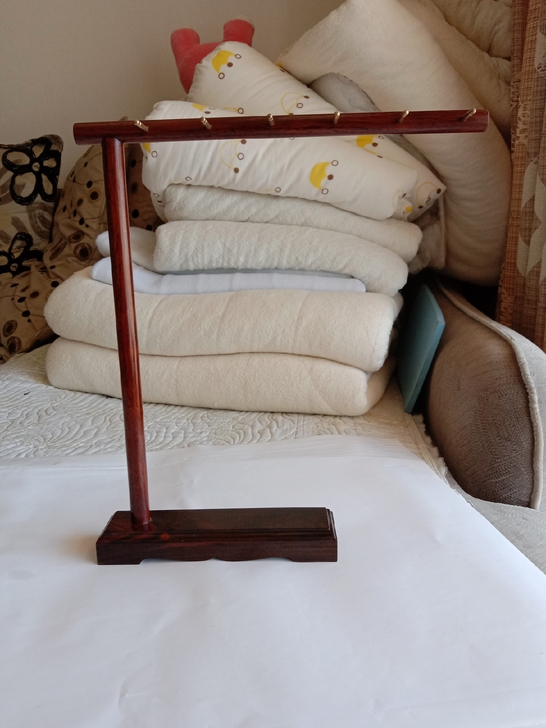 大红酸枝毛笔架!挂钉纯黄铜!笔多时可以两边...