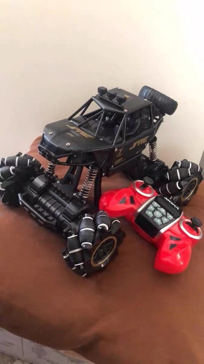 很酷，玩的很爽，东西好便宜，赚信用很不错吗...