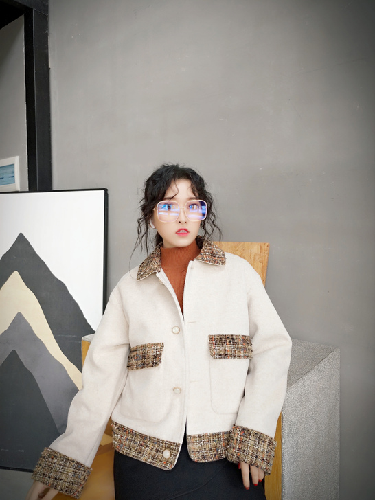 【月光扣】粗花呢子拼接双口袋短款小香外套