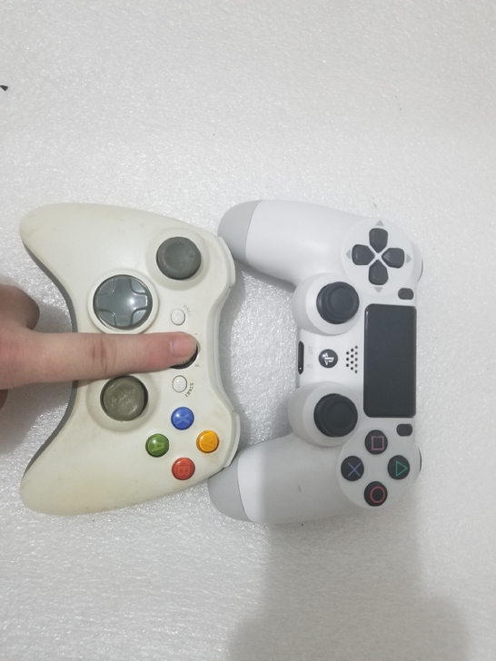原装xbox360无线手柄和国产ps4二代...