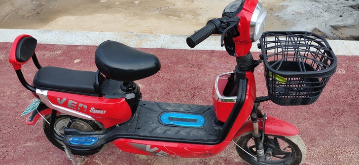 处理闲置电动车一辆。成色如图，去年买的车子...