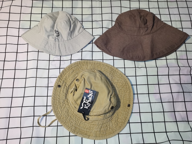 三个帽子打包卖了 春秋渔夫帽 两个全新