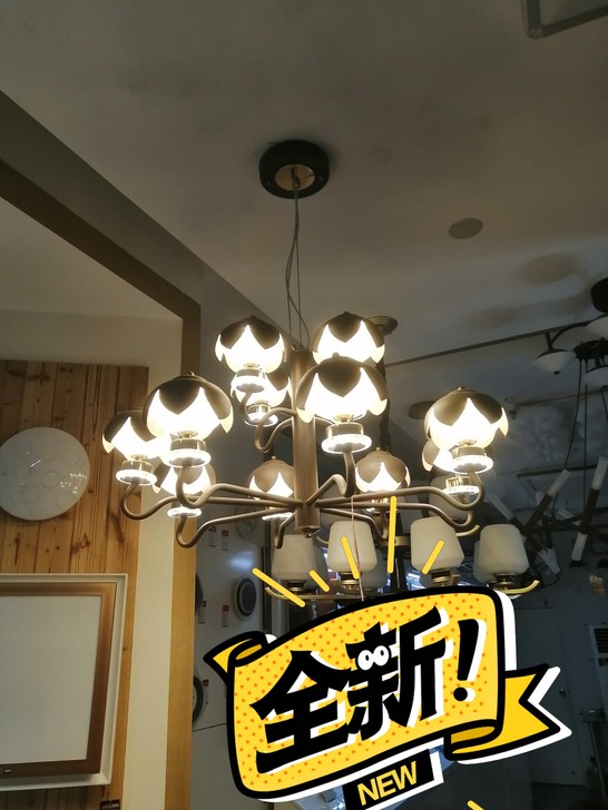 只因实体店难做，所以挂闲鱼，全部高端产品低...