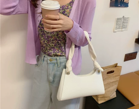 法国小众包包女2022新款潮网红奶茶色腋下...