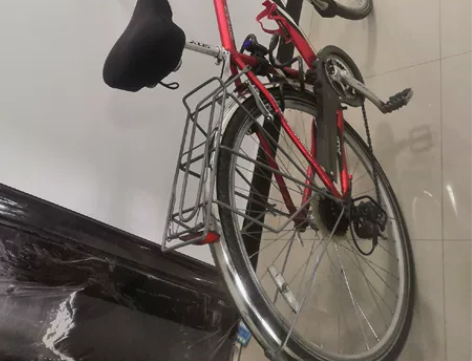 喜德盛旅行车，有好几年了，配置都拍到了，九...