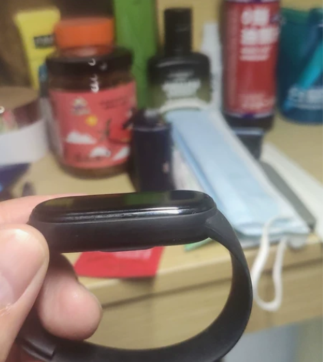 小米手环5带充电线，表带坏了，需要你自己去...