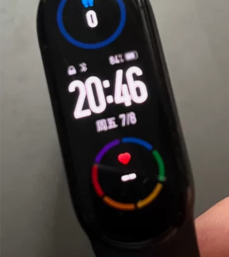 小米手环6 标准版 无包装,只有表和充电器...