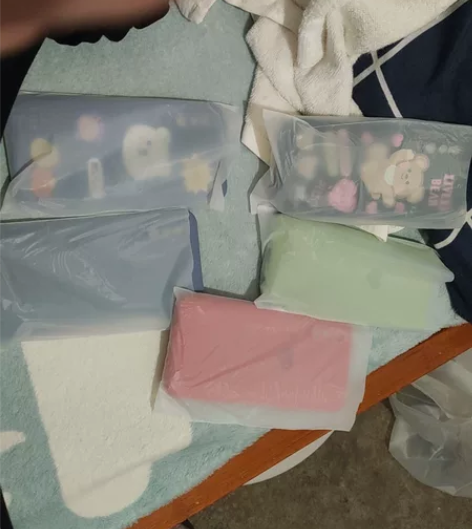 出小米9 Pro手机壳，手机卖了。手机壳用...