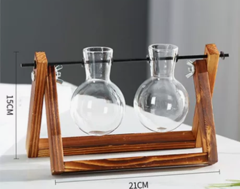 家里没地方摆了,便宜出,水培玻璃花瓶居家摆...