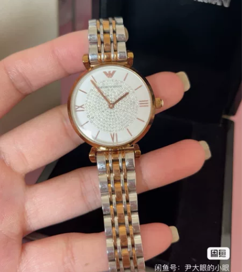 阿玛尼满天星女款手表,几乎全新、无破损无维...