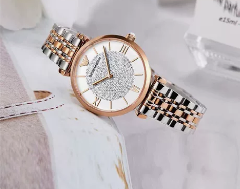 阿玛尼满天星女士手表 别人送的未拆封全新 不太喜欢所以出售 ...