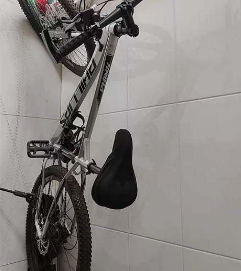 新入手的变速自行车，可变速。送车锁杯框打气...