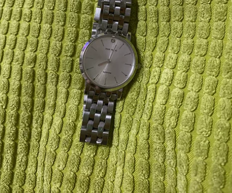 出售天王女士手表正常使用和磨损，此款表时尚...