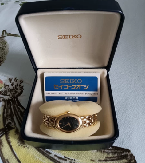 精工表是日本生产的非常有名的手表,包18K...