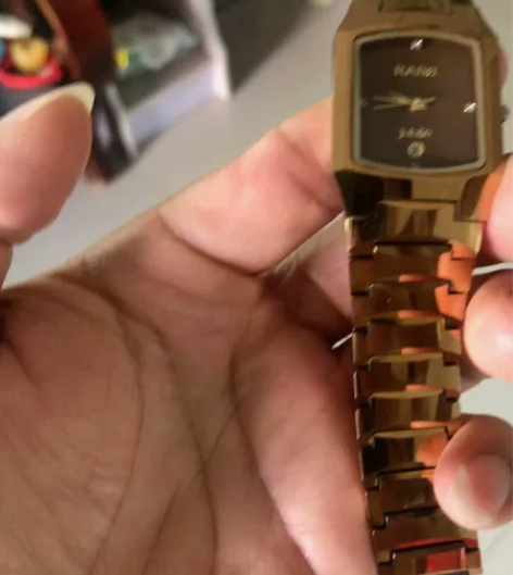 RADO雷达表 钨钢表 男女都可以佩戴 石...