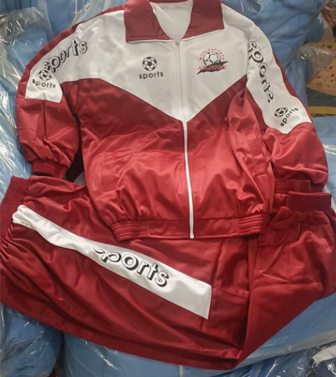 全新 暗红运动服，校服 120码到200码...