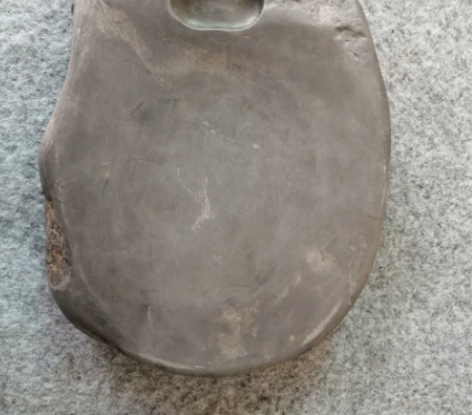 藏品，随形桃池笔添端溪实用老砚台，文气十足...