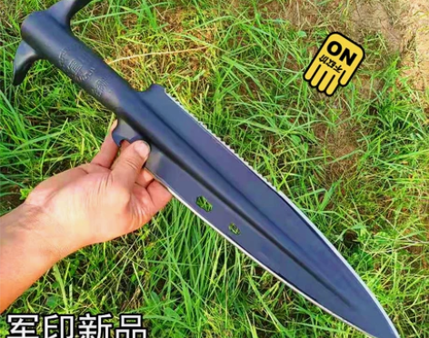 锰钢淬火多功能锯齿铲，砍柴户外野钓修位，车...