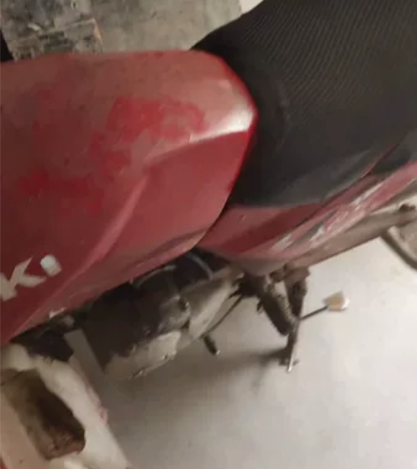 铃木125摩托车，一键启动，皮毛差劲，但是...