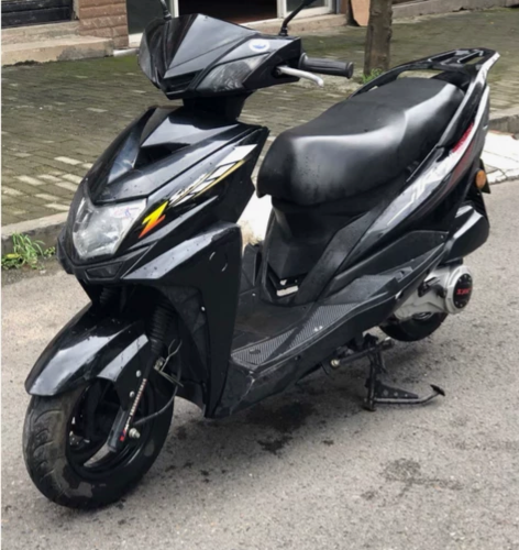 125踏板手续齐全 车没问题 有需要的来 ...