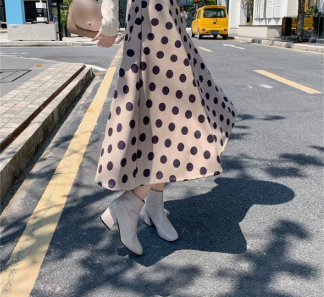鹿皮绒波点半身裙女秋冬韩版百搭中长款A字裙...