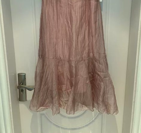 地球音乐鱼尾裙 全新,均码,腰围:31,裙...