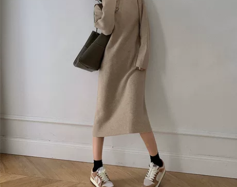 左边女装纯色学院风长裙2021冬季新款长袖...