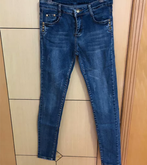 全新 女士小脚裤铅笔裤牛仔裤长裤jeans...