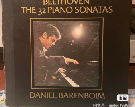 这是当今古典乐坛身兼指挥/钢琴演奏双料巨匠...