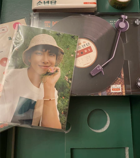 防弹周边 bts 2021台历 金南俊个人...