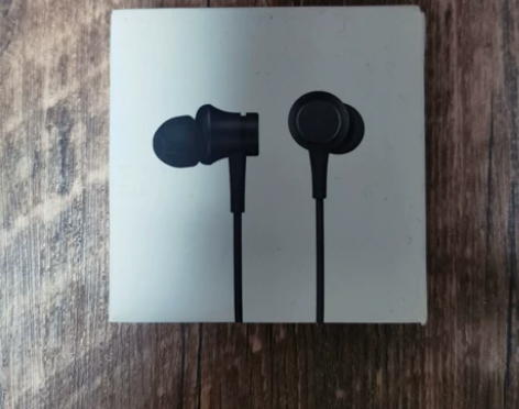 小米活塞耳机 清新版 全新未拆封,详见实...