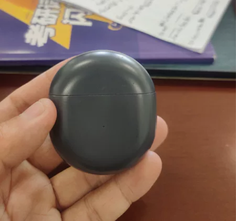 自用耳机，因换了新手机，耳机不想用了，只有...