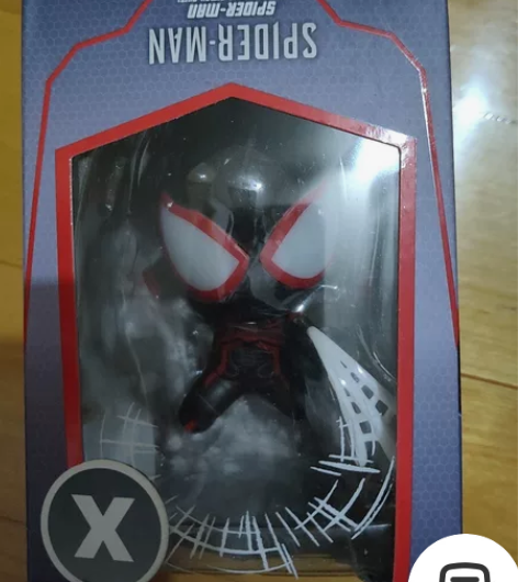 死侍钢铁侠系列。一个20，3个55。7个1...