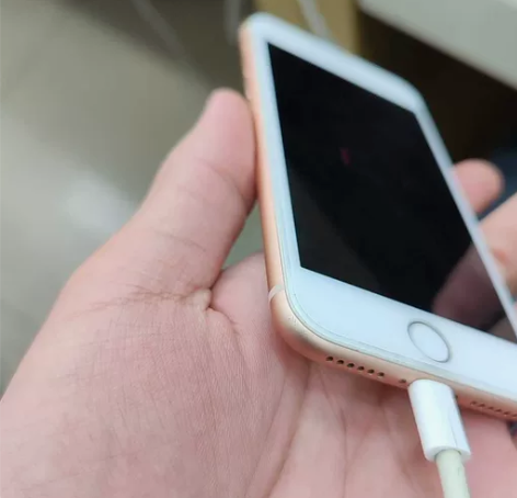 苹果8 128g国行金色，全网通，纯原装无...