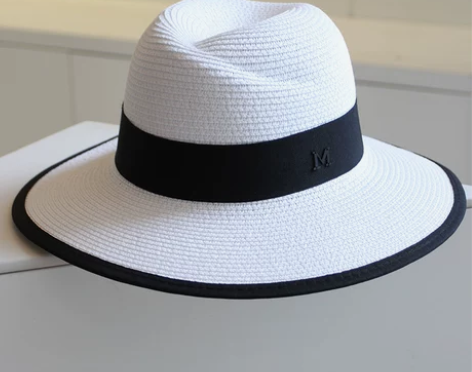 夏天新款M标礼帽小辣椒女士宽檐草帽沙滩帽韩...