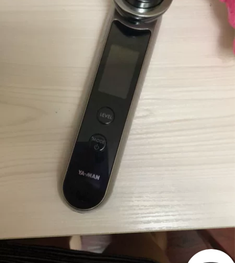 雅萌Yaman美容仪10t九成新,自行功课...
