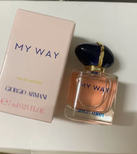 阿玛尼7ml香水小样,全新未拆封,专柜买送...