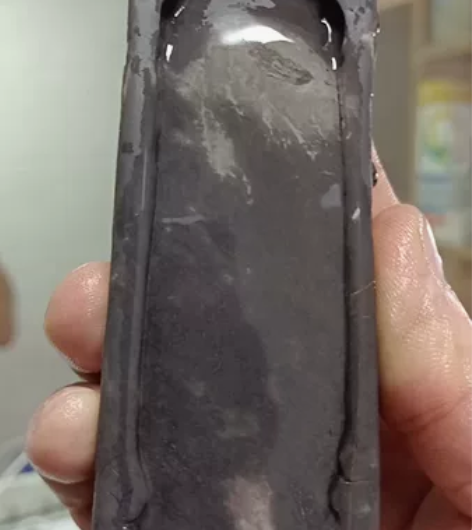 端砚，老坑，尺寸：13*4*2。单砚，砚实...