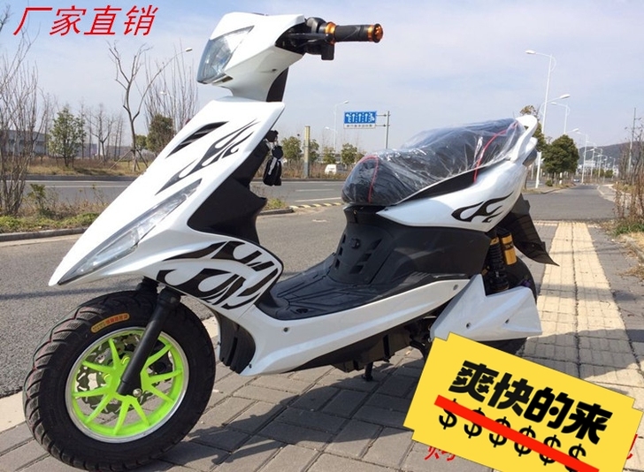 大量鬼火踏板摩托车，改装一流自己体会