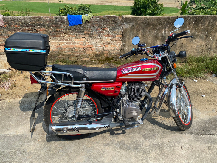 神鹰150CC摩托车 新旧程度 99新车两...